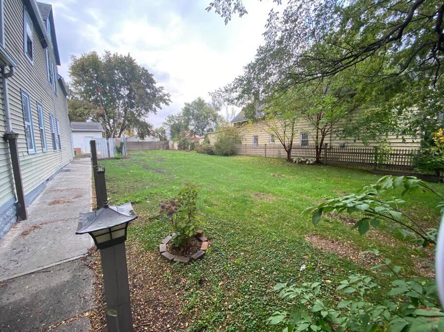 **Stylish Pet Friendly 3 Bedroom House** Cleveland Exterior foto